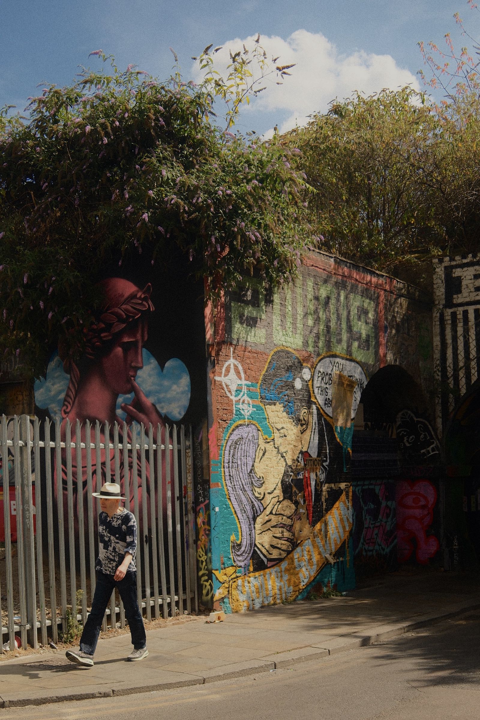 Photograph 9